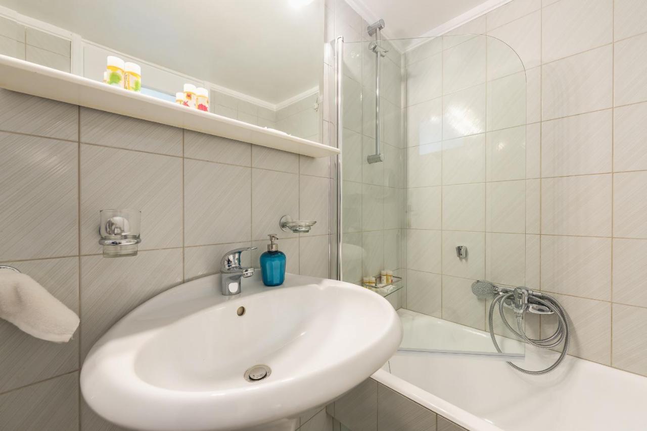 Cozy And Fresh Apt Close To Metro Athen Eksteriør billede